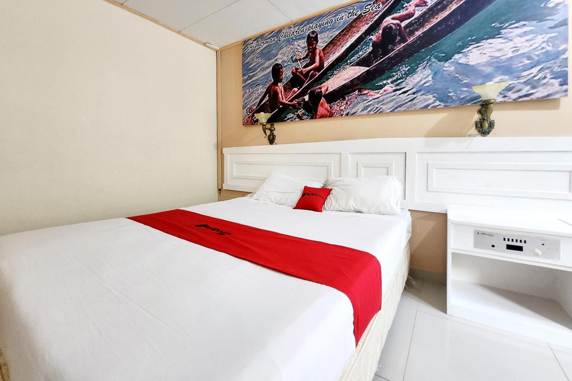 Reddoorz Near Pelabuhan Sri Bintan Pura Tanjungpinang Exterior photo